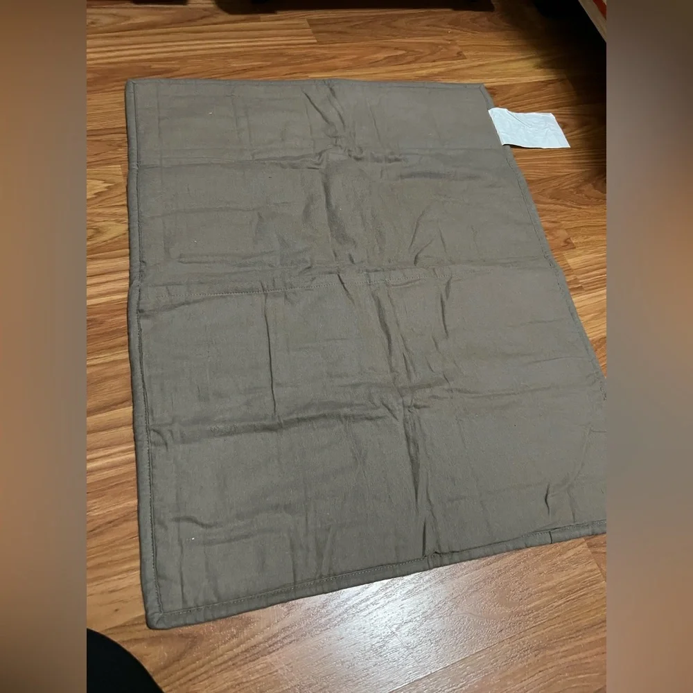 Threshold flannel box
